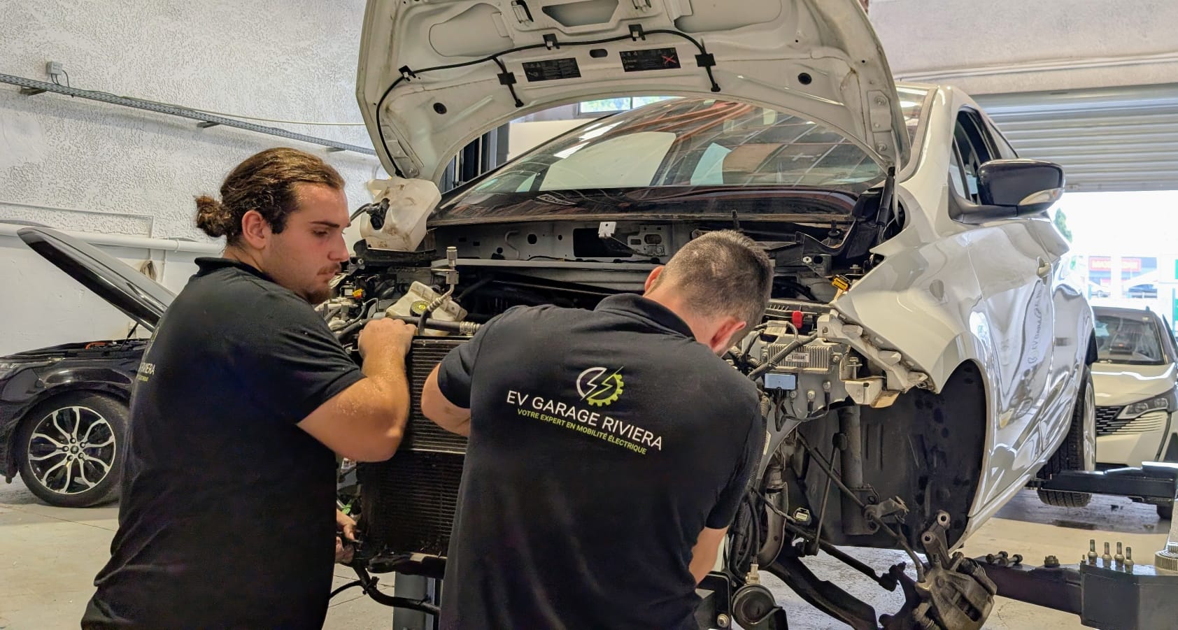 réparation reconitionnement pieces composants vehicules electriques hybrides ev garage riviera